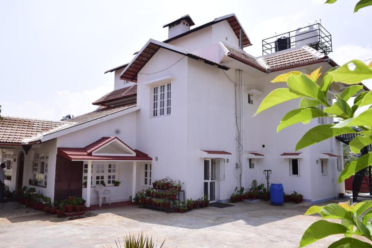 Rajathagiri homestay - Housity