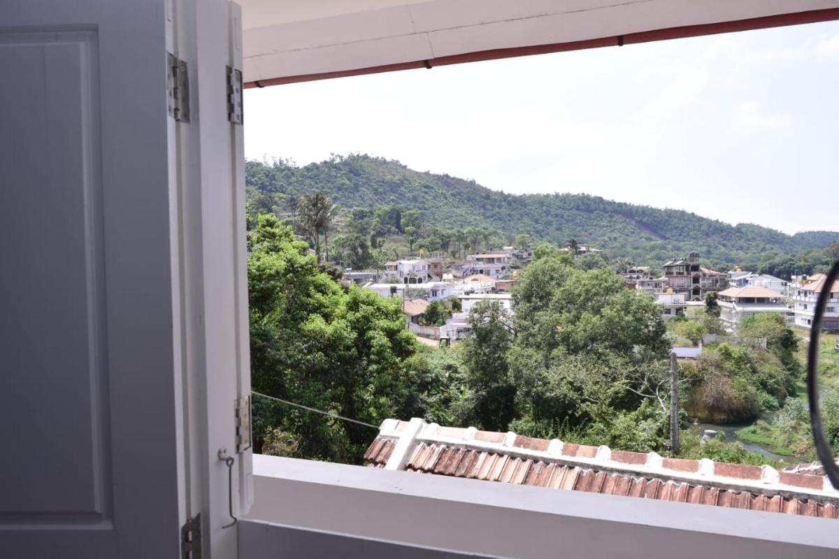 Rajathagiri homestay - Housity