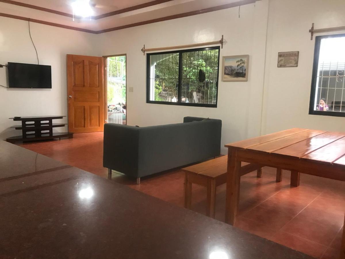 Rocky’s Homestay - Housity