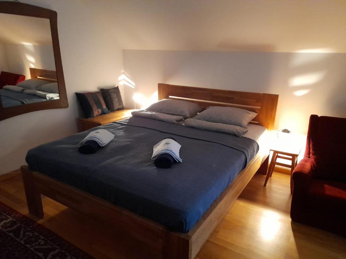 The John Rand Suite - Housity