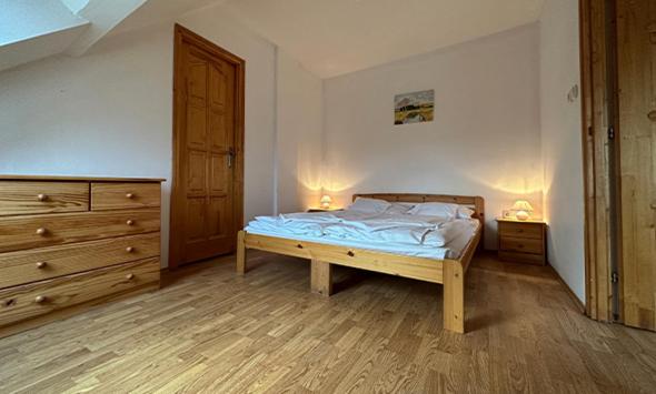 HAnd Birtok - Housity
