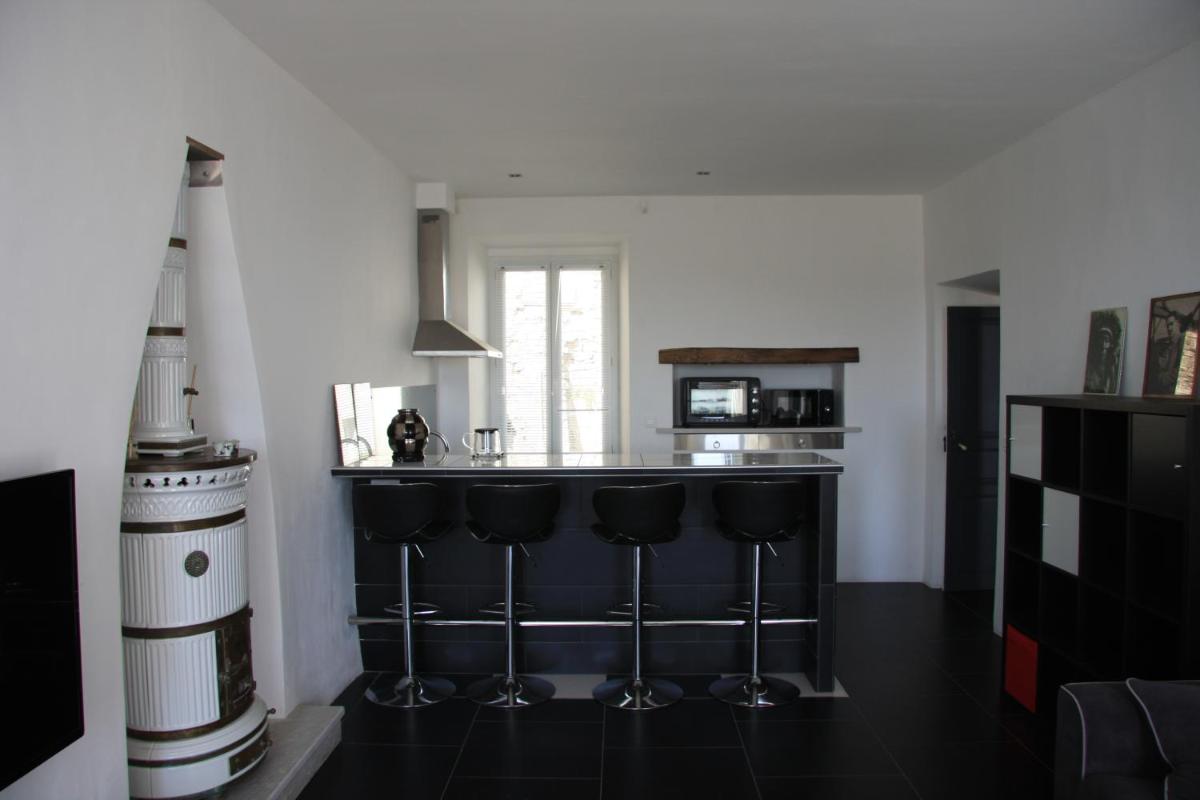Suitetrails - Appartement dans une maison typique Corse