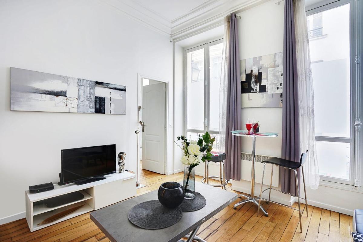 Charming 2P apartment - Republic Temple - Housity