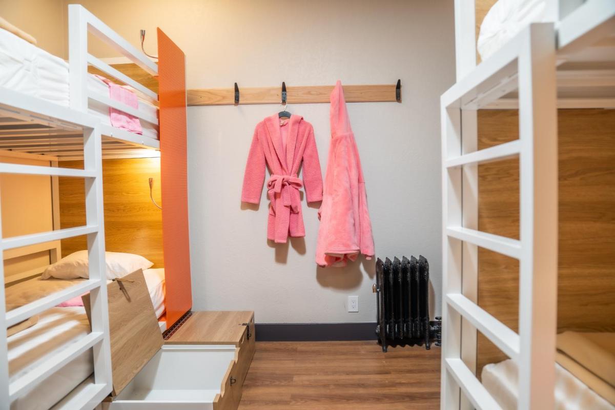 Amsterdam Hostel - Housity