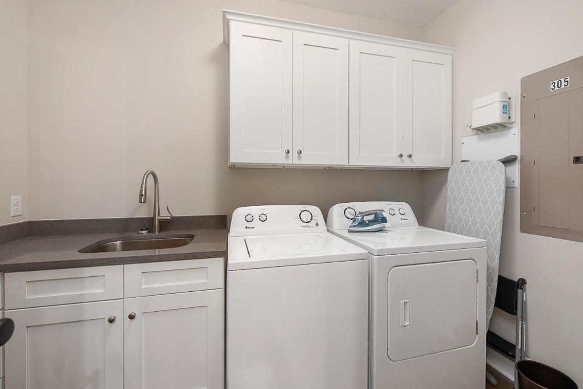 The Villas at Gascoigne - 117 Gascoigne Ave, #305 - Housity