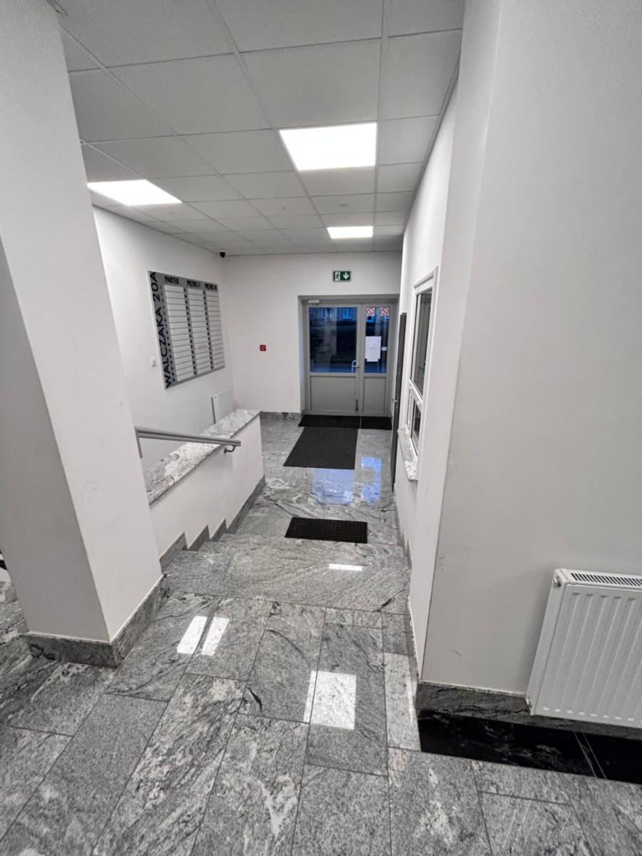 Apartamenty Walczaka 26 MIEJSCE PARKINGOWE - Housity