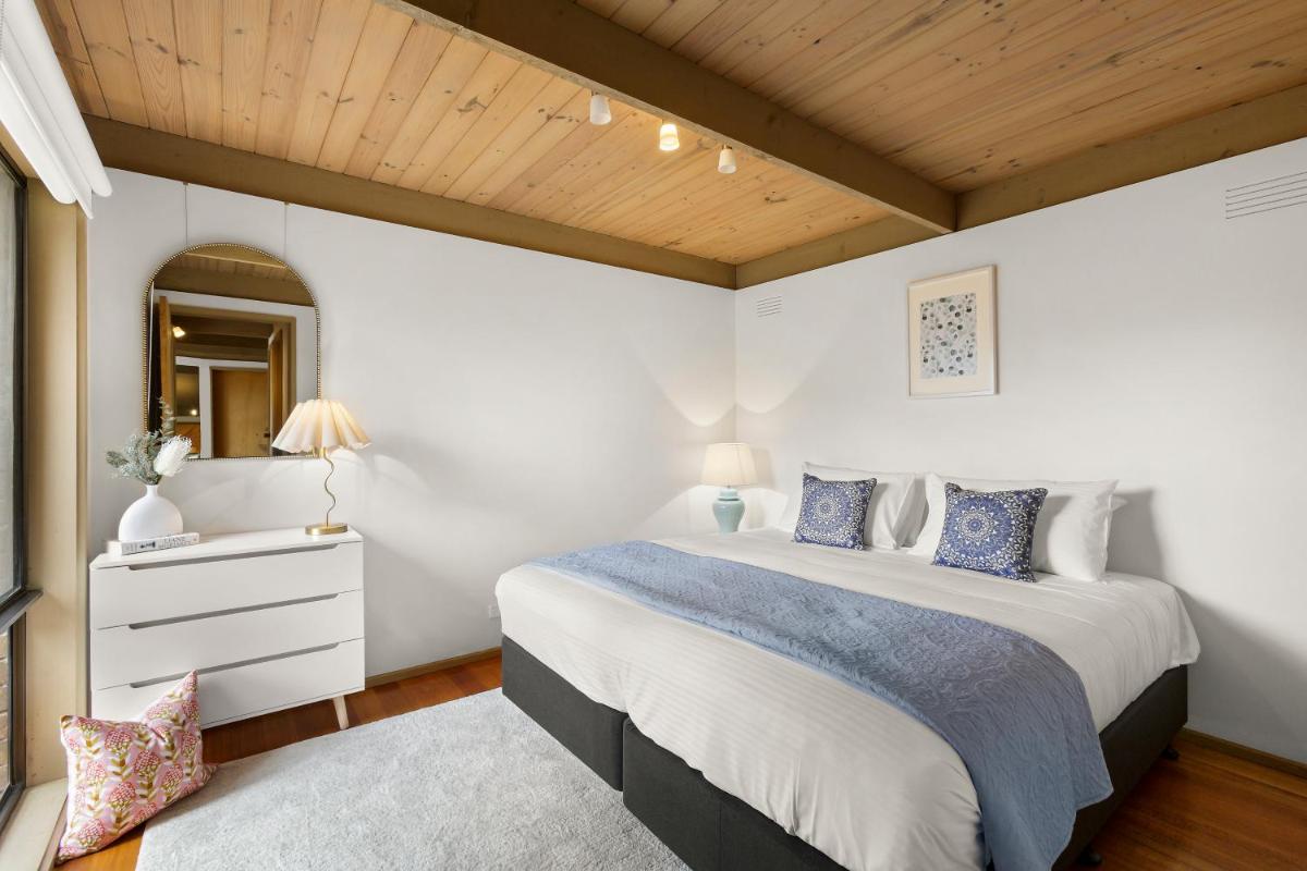 Wonderful Watersun - 3 Bedroom House Jan Juc - Free Parking - Free WIFI - Housity