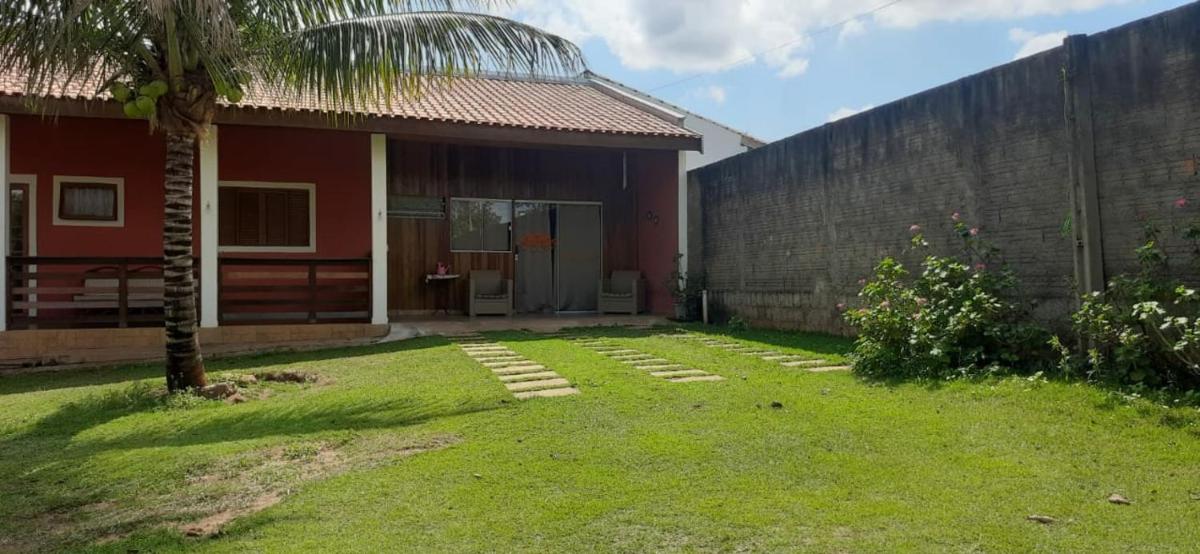 Chácara Recanto Flor de Lótus-Cabana rústica - Housity