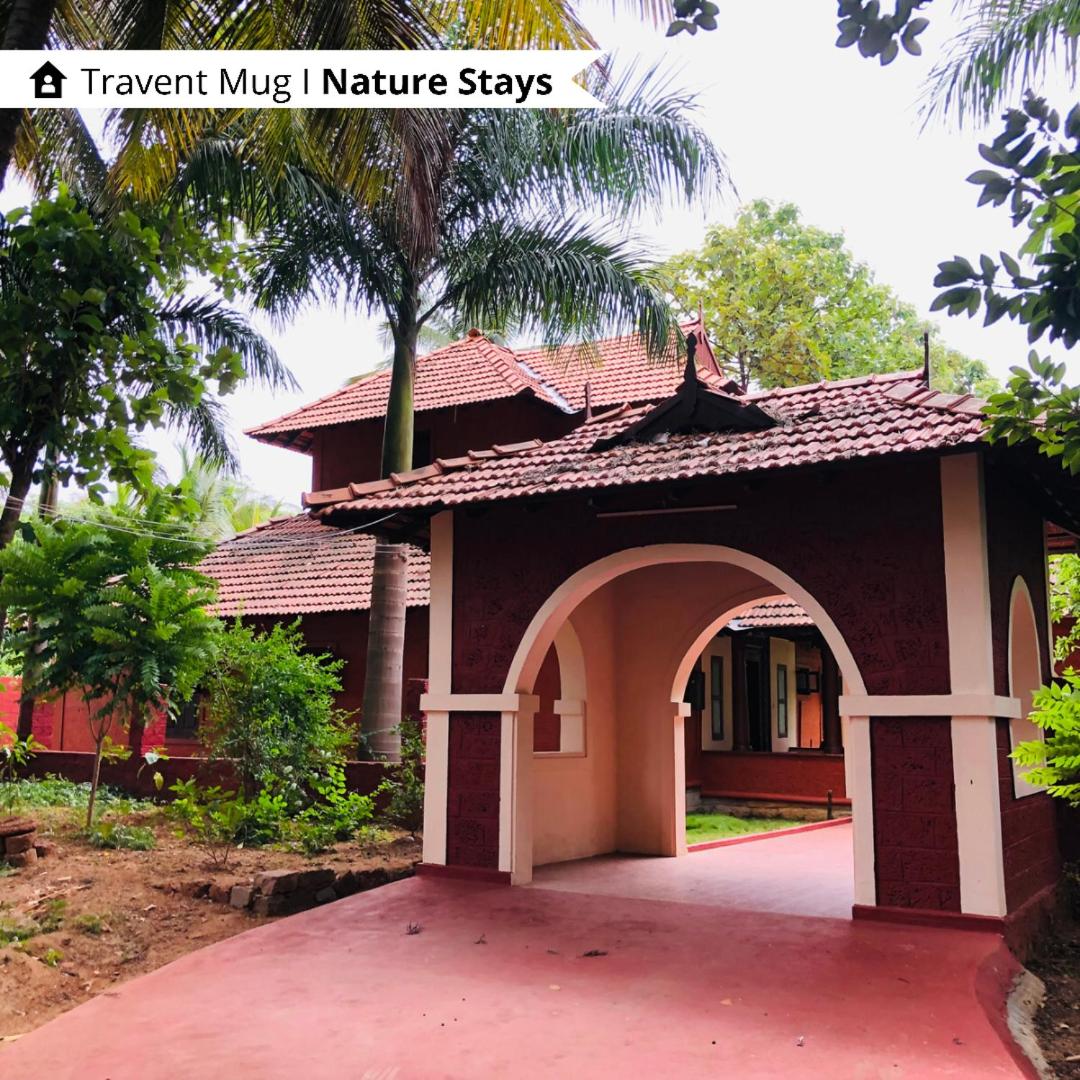 Suitetrails - Ambara Kovilakam Villa - Travent Mug