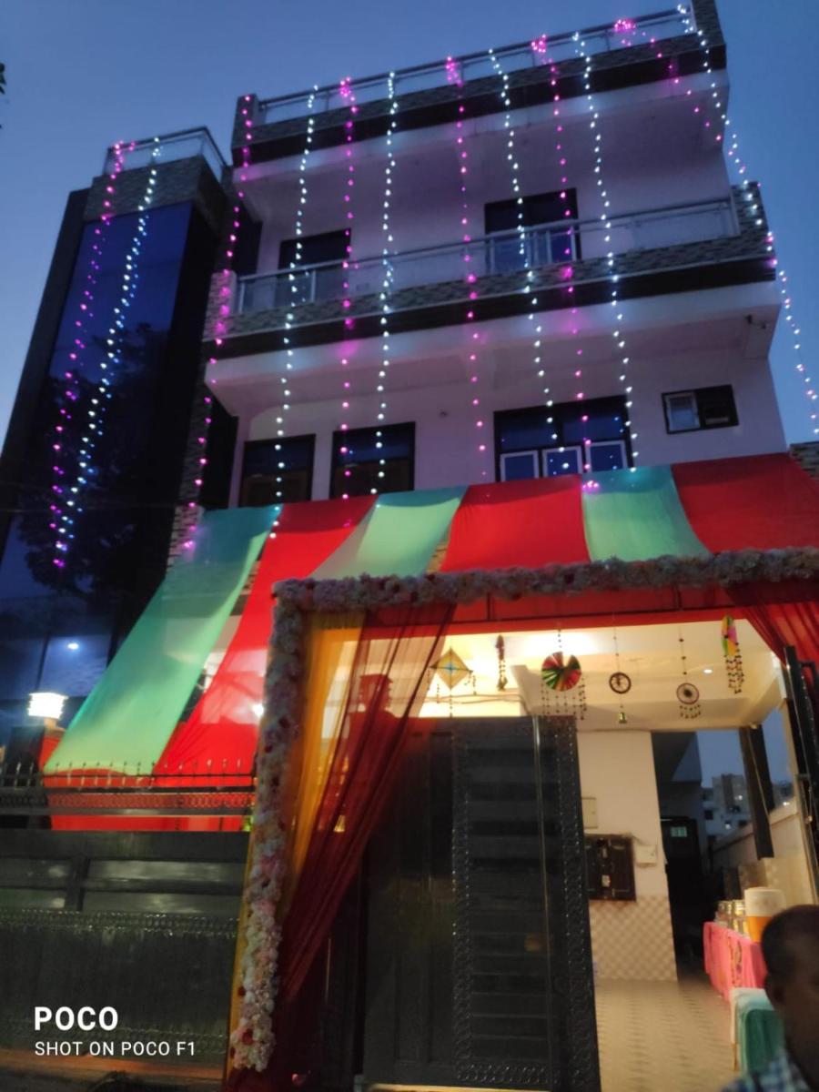 SURABHI GARDEN INN - Housity
