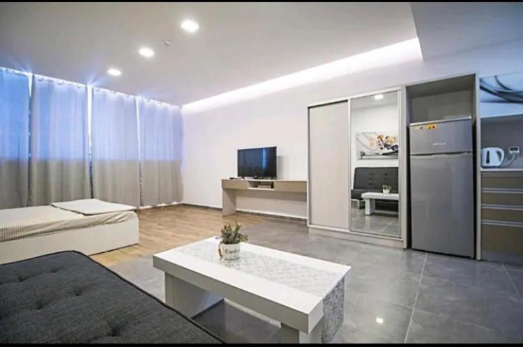 BRiGHT AND COZY STUDIO SUiTE EiLAT - Housity