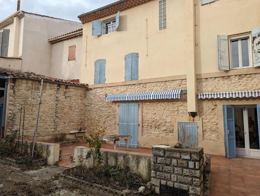 Grande maison de village - Housity