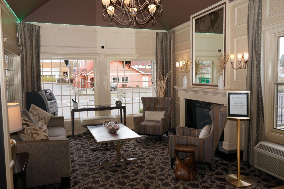 Wingate by Wyndham Bellingham Heritage Inn - Housity