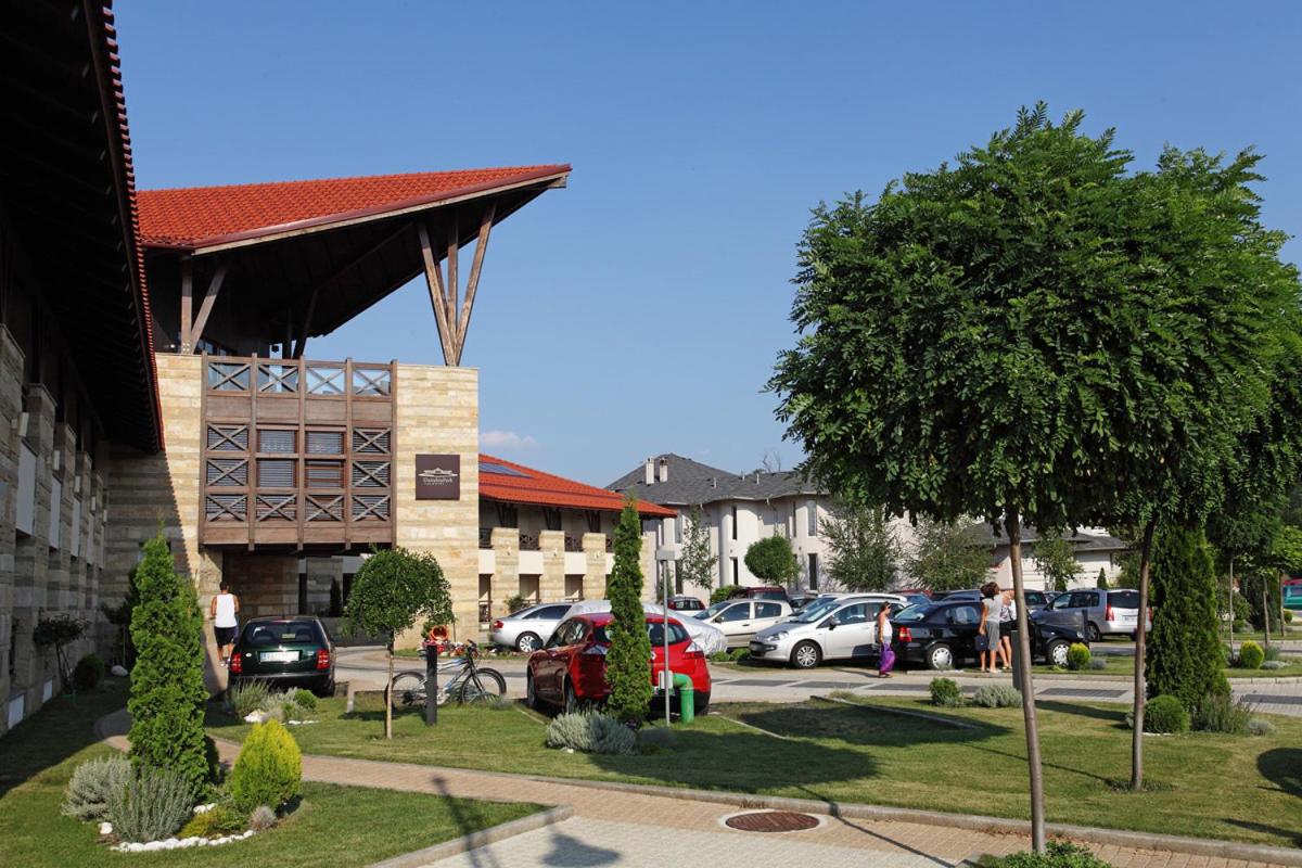 Hotel Danubia Park - Housity