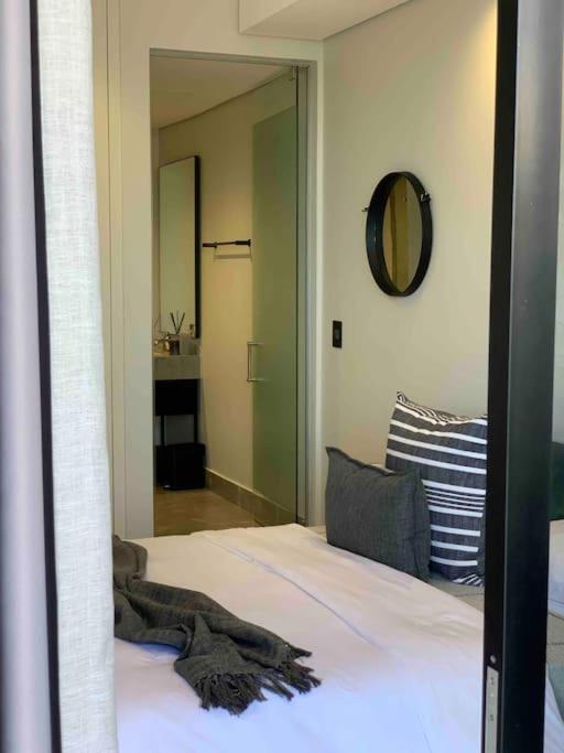 Executive Apartment, an elegant home - Housity