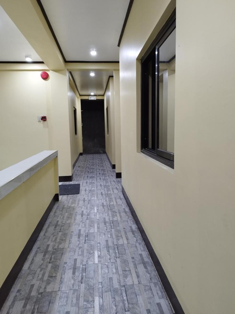 14 pax - Jumong's Transient Inn - Housity