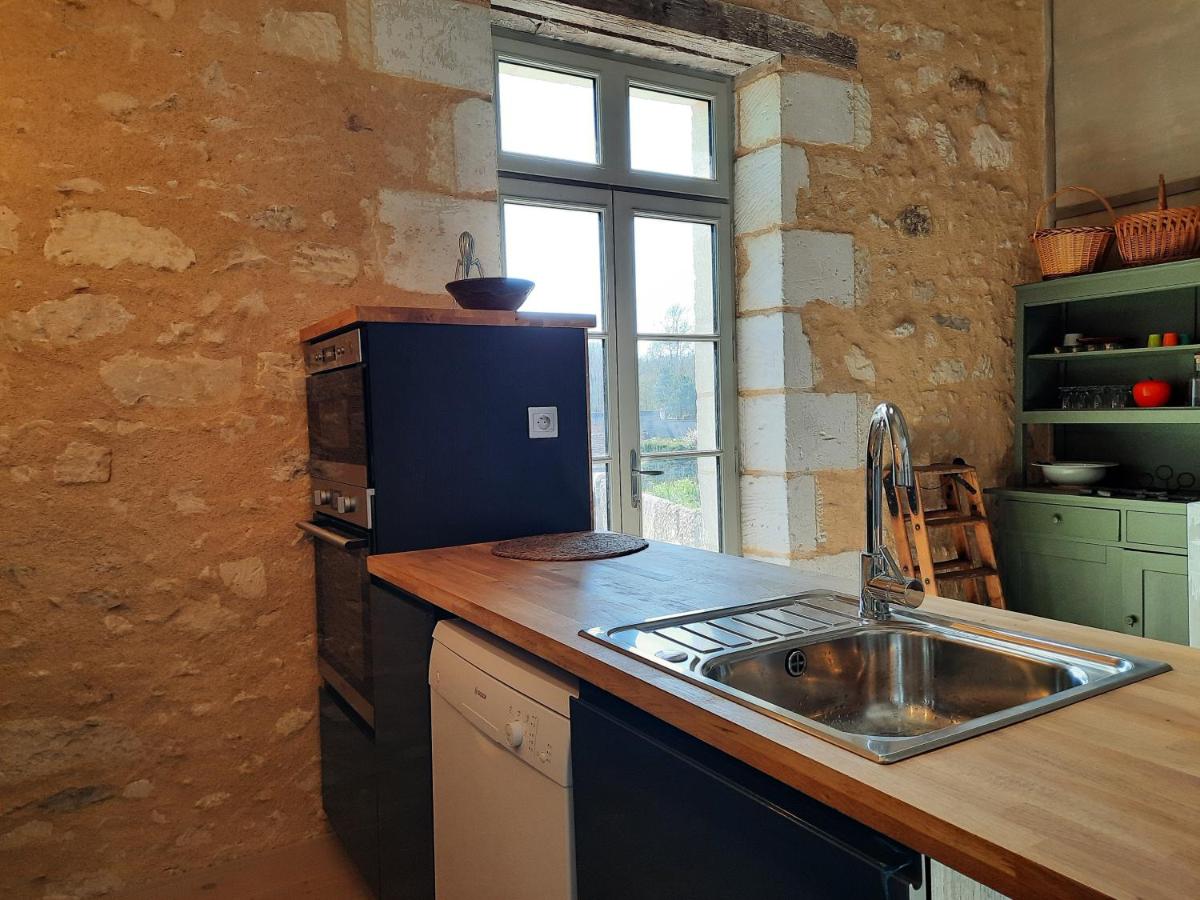 Loire Valley village centre apartment chezANIA - Housity
