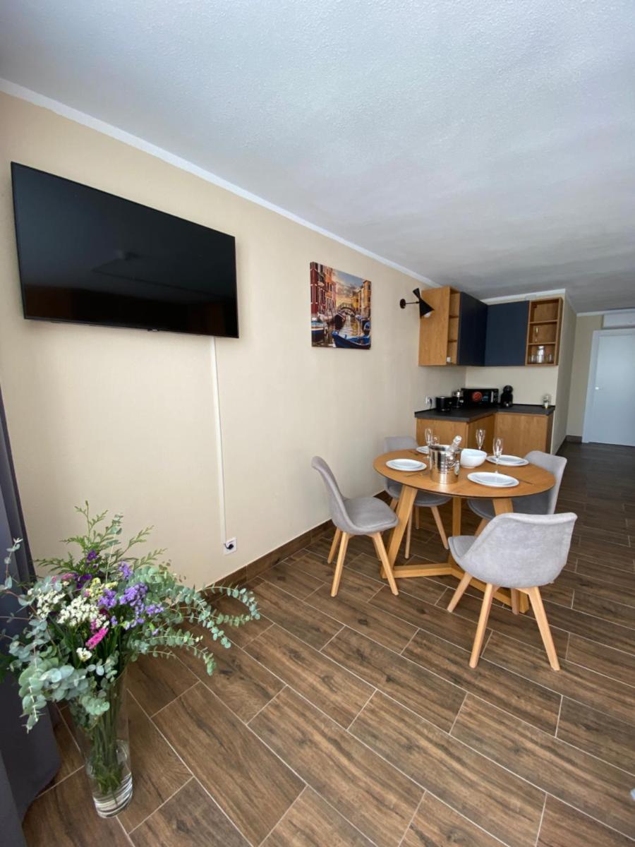 El Patio Hostal - Housity