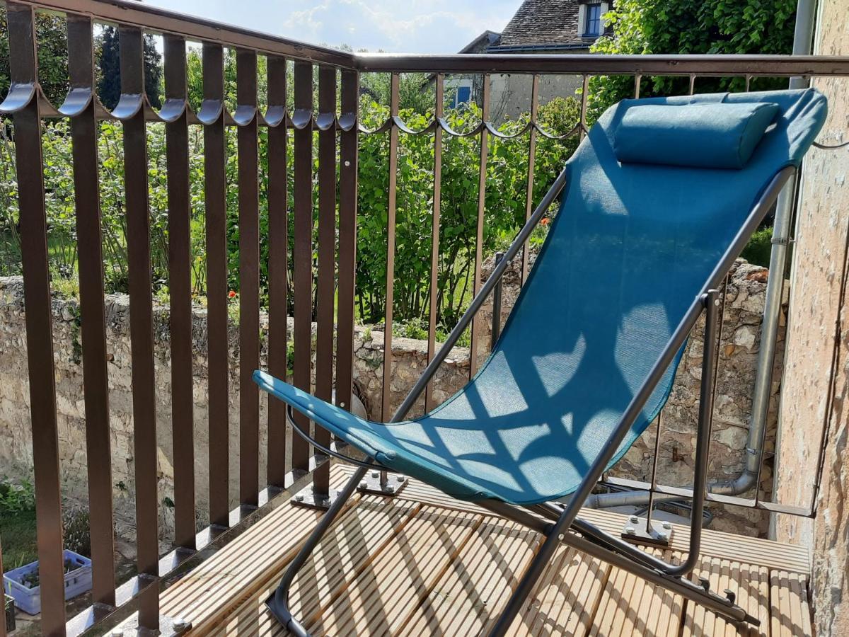 Loire Valley village centre apartment chezANIA - Housity