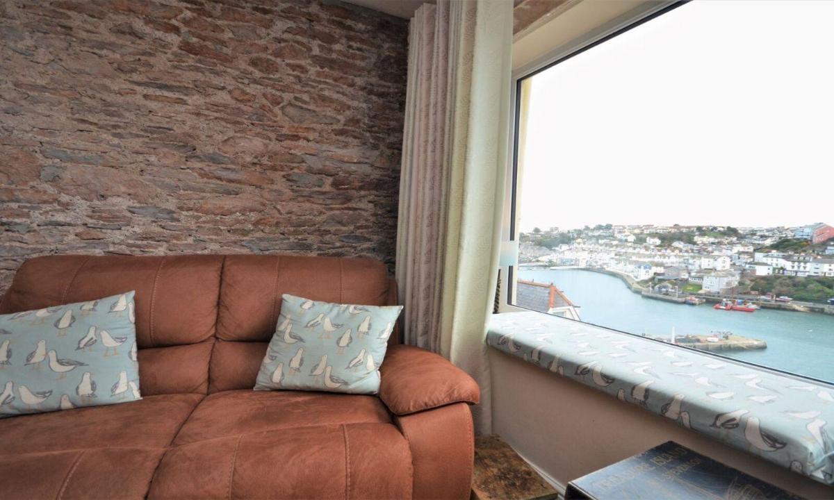 Sandy Bottom - Housity