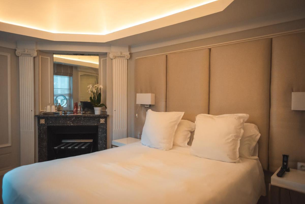 Un ou plusieurs lits dans un hébergement de l'établissement Clarance Hotel Lille Un ou plusieurs lits dans un hébergement de l'établissement Clarance Hotel Lille