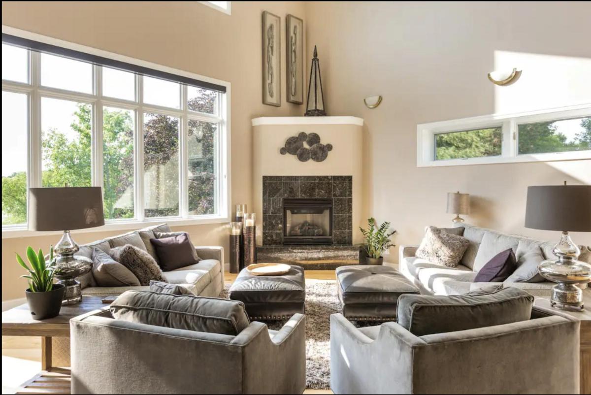 Cedar House Retreat - Housity