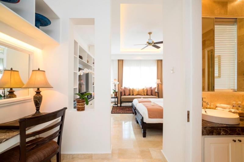 The Colony Hotel Bali - Housity