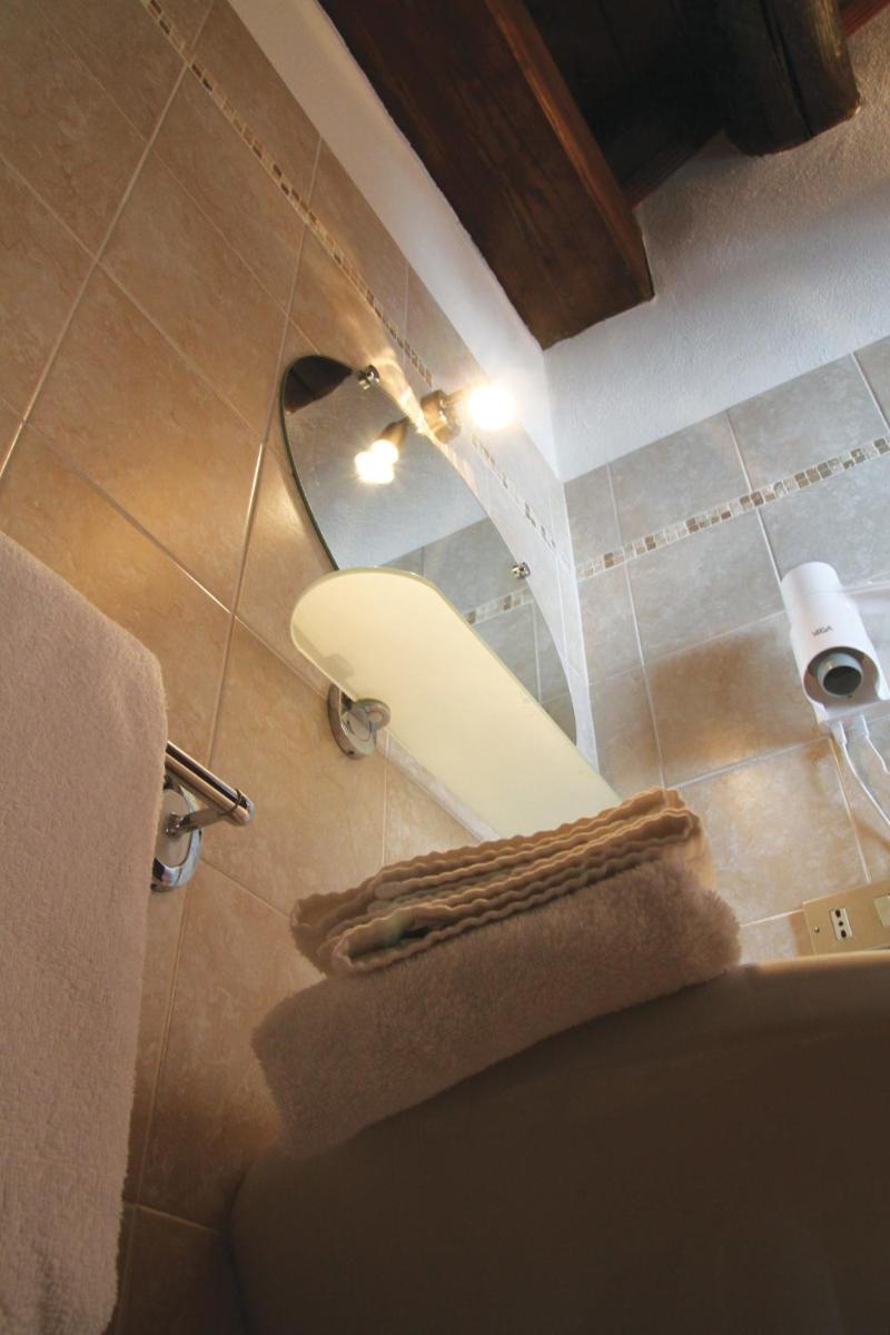 Green Hotel Herbetet - Housity