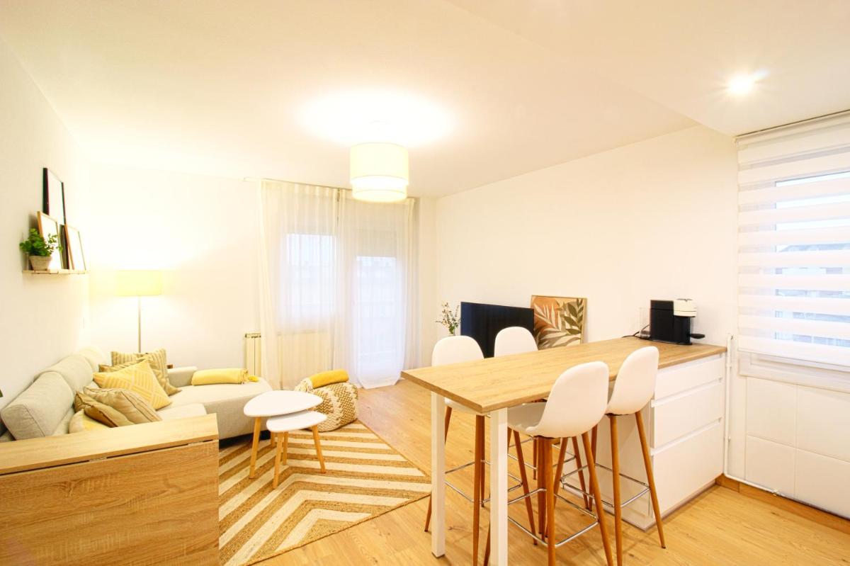 Apartamento Costa Infinita - Housity