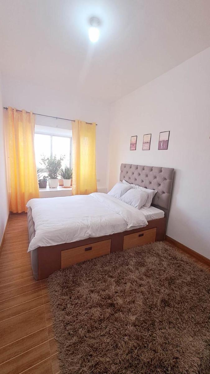 Night Blink Staycation And Rentals - Housity