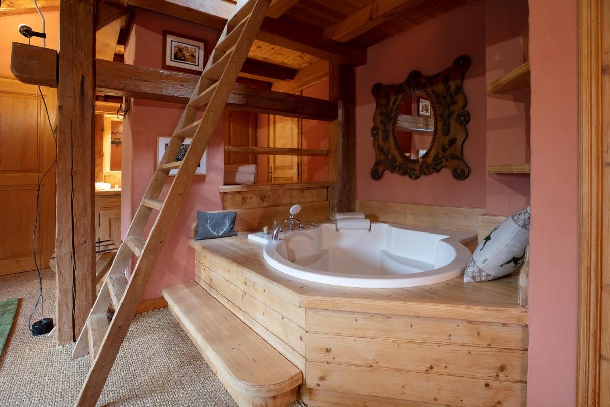 Photo de la galerie de l'établissement Magic Megève Bois, à Demi-Quartier