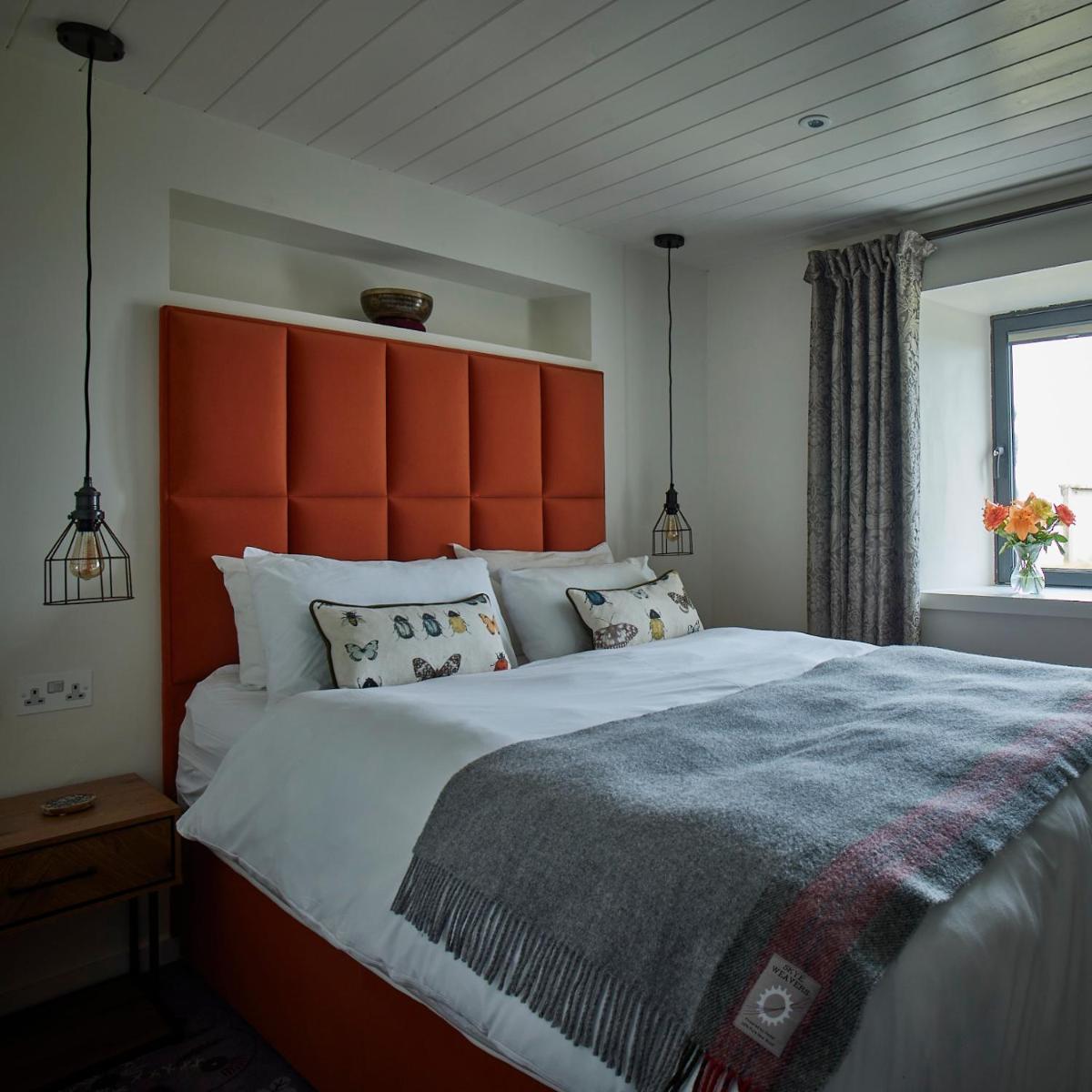 Monkstadt No 10 The Horse Walk - Housity