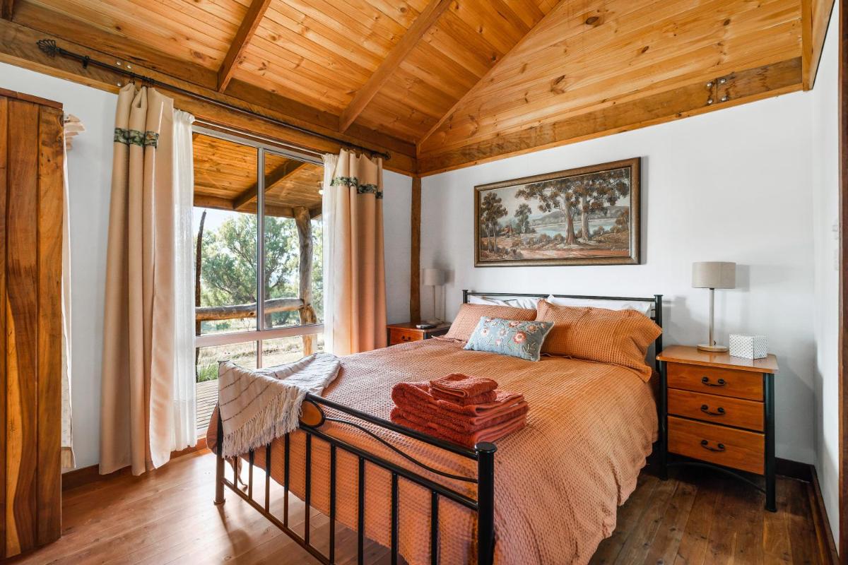 Gaddleen Grove Cottages - Housity