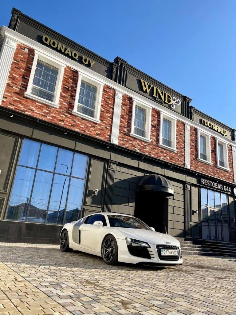 WIND HOTEL - Housity