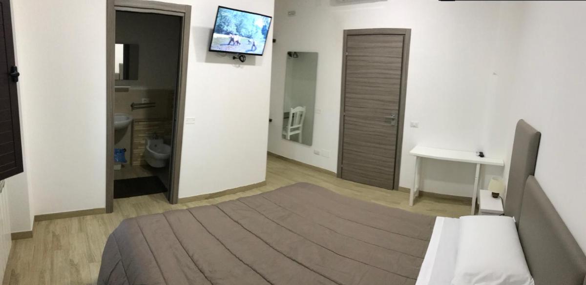 Affittacamere Fuori Porta - Housity