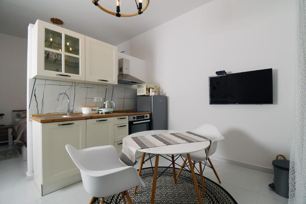 Apartment Frida Rab - Housity
