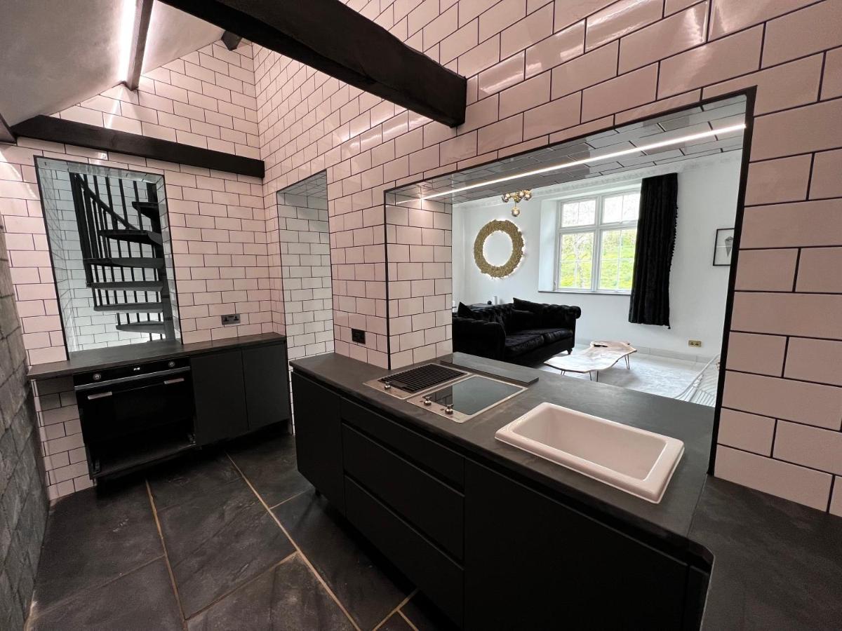 Lower Winsford Apartments & Rooms - Housity