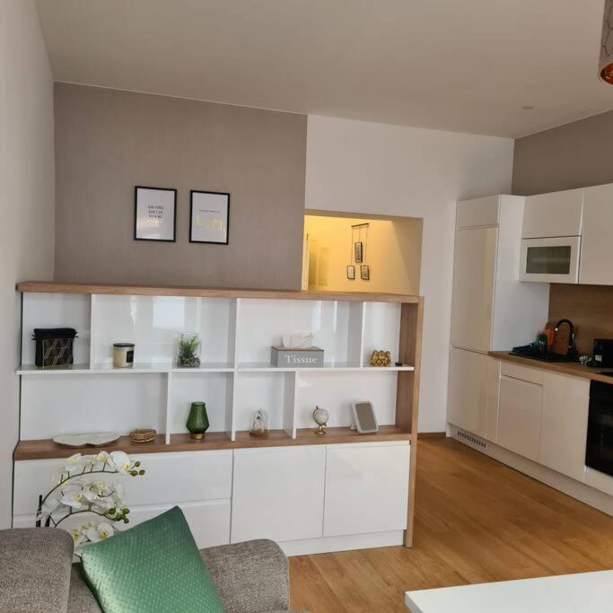 New Design Studio-Vienna - Housity