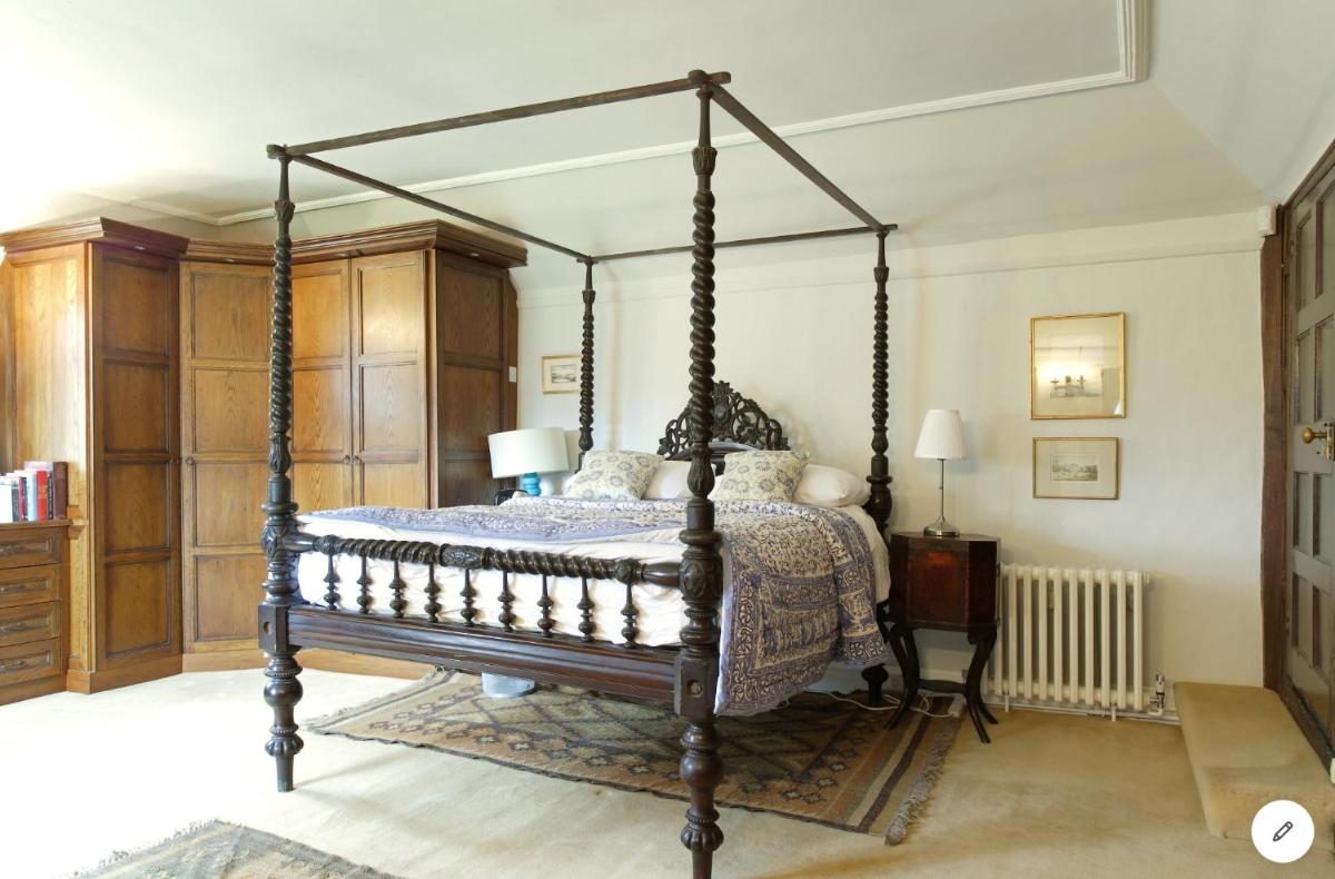 B&B Harlington Manor - Housity