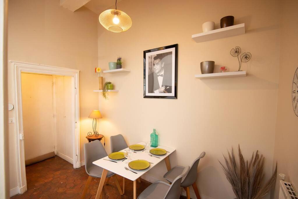 LA BELLE PIERRE - Appartement de charme très calme en Cœur de Ville - Housity