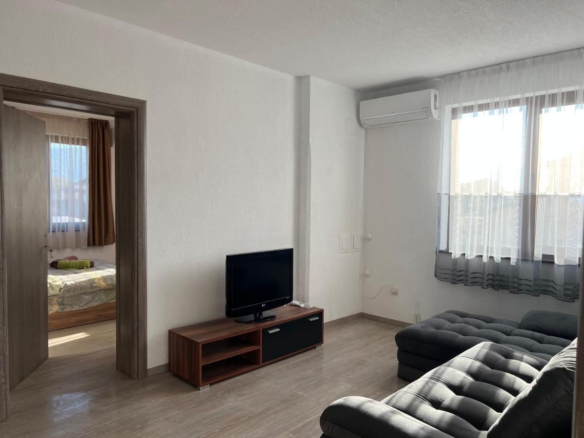 ВИЛА НАНО - Housity