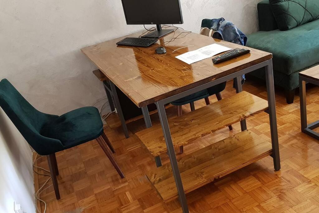 Sophie's Emerald Studio apartment - Housity