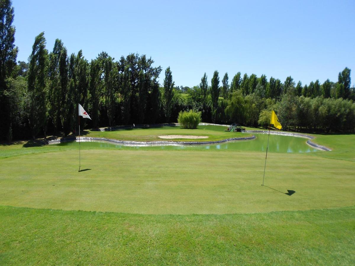 Golf sur le terrain de l'hôtel ou à proximité