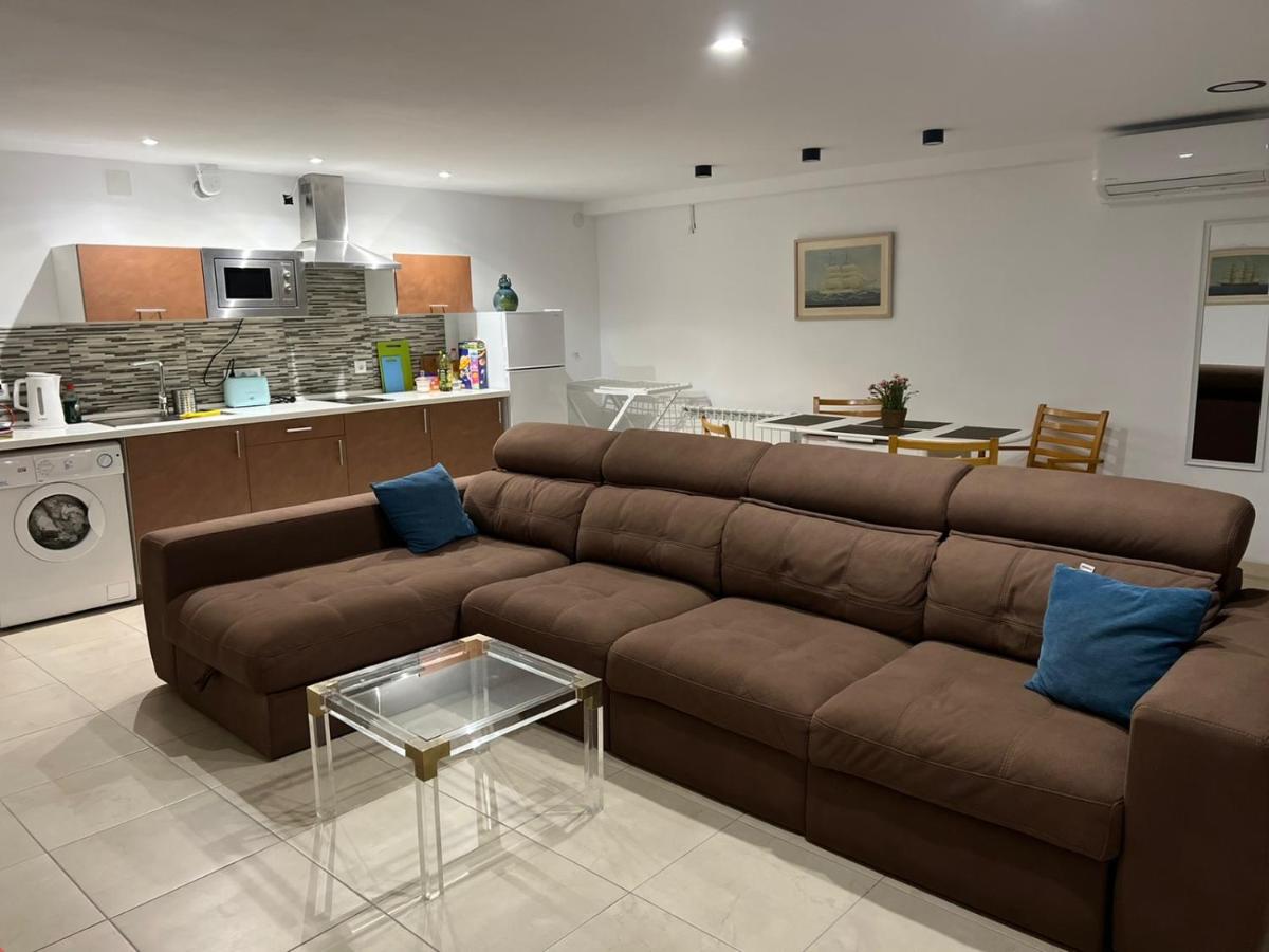 La casa Linda con terraza y vistas al mar - Housity