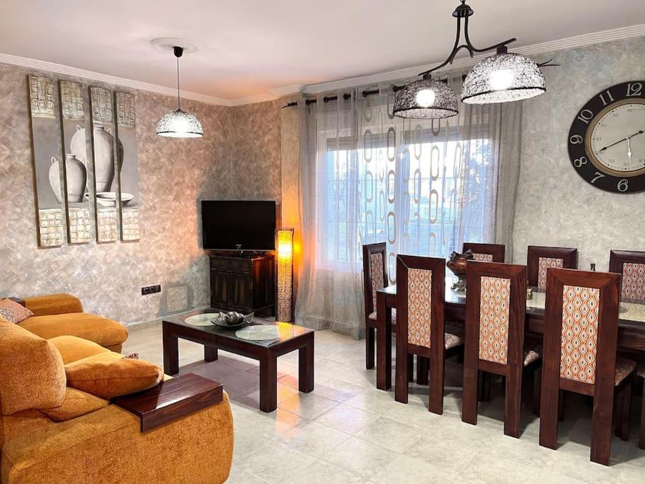 Oasis - Housity