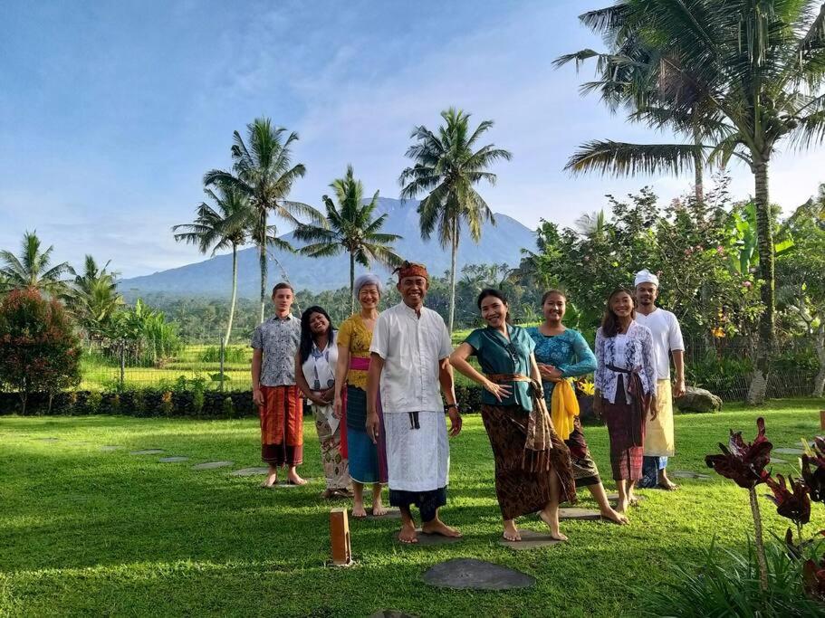 Villa & Farm for 5, near Sidemen w/ Mt. Agung View - Housity