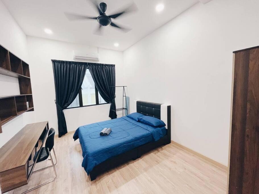 Elena’s PoolView Homestay - Housity