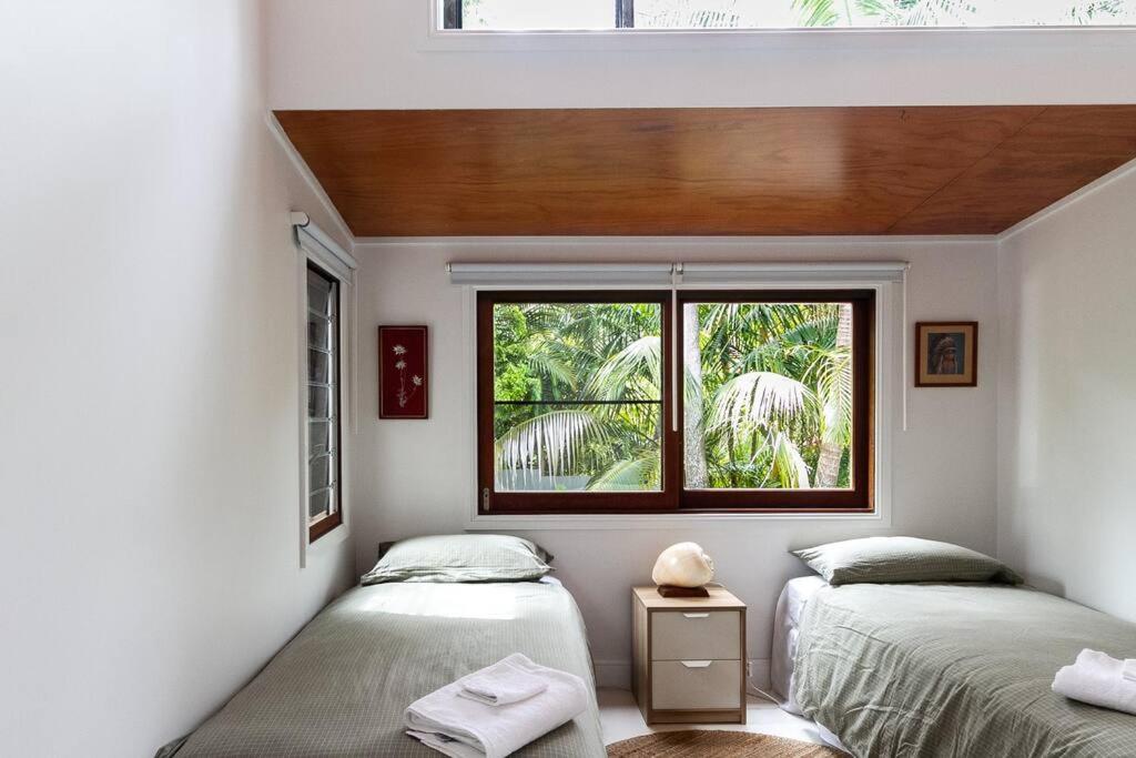Green Point House . Enjoy Yamba & Angourie - Housity