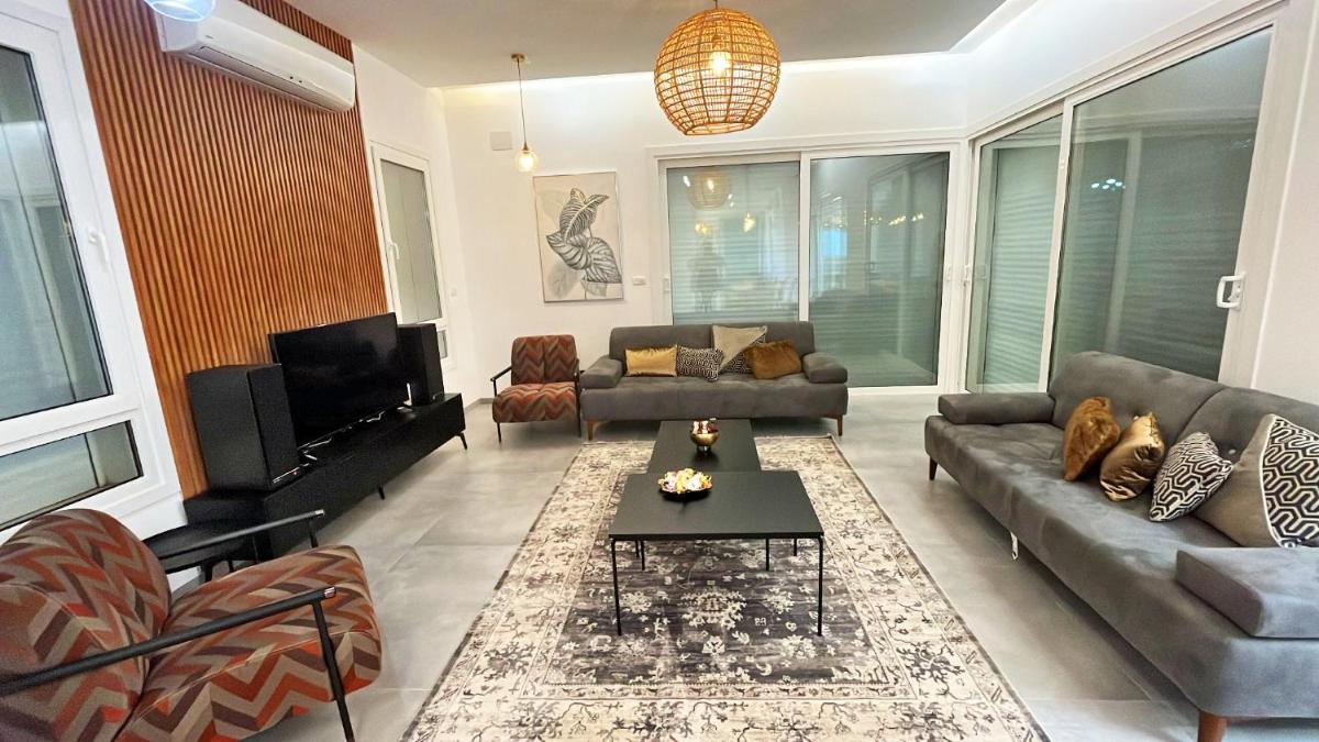 Villa Reefna - Housity