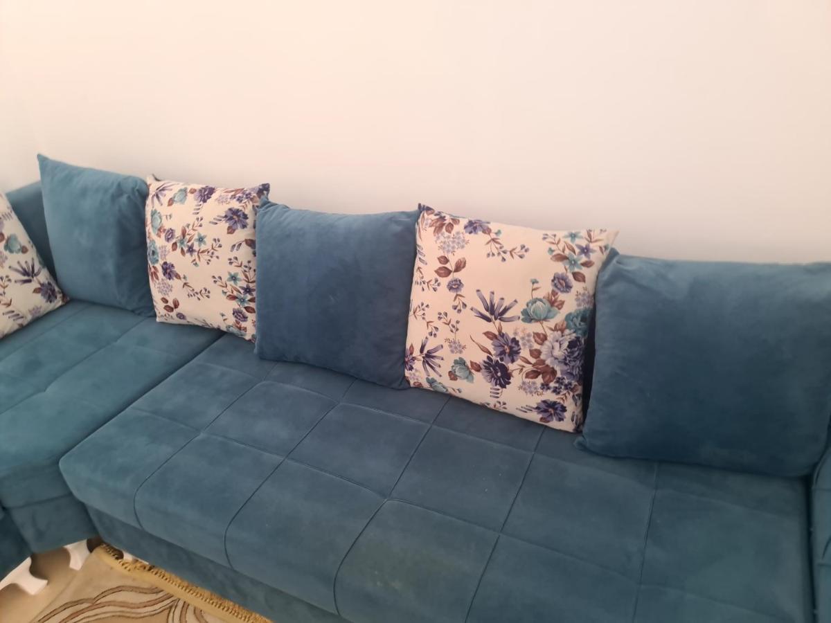 Kherkenah Dreams - Housity